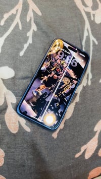 شاشه بيها خطين مماثرات مبدل بطاريه فقط  بي تحويره مال 17  سعره 600 الف...