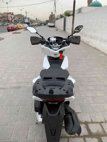 السلام عليكم دراجه PCXللبيع جيل الثاني ياباني الدراجه كفاله عامه سبانه ماممدوه عليها صارلها شهر من نازله من الرمبه مكفوله من محرك ضمان سنه من كهربائيات دراجه مكانها بلديات ضهر بيك جكن السعر اتصل على هذا الرقم وتساب فقط ***********
