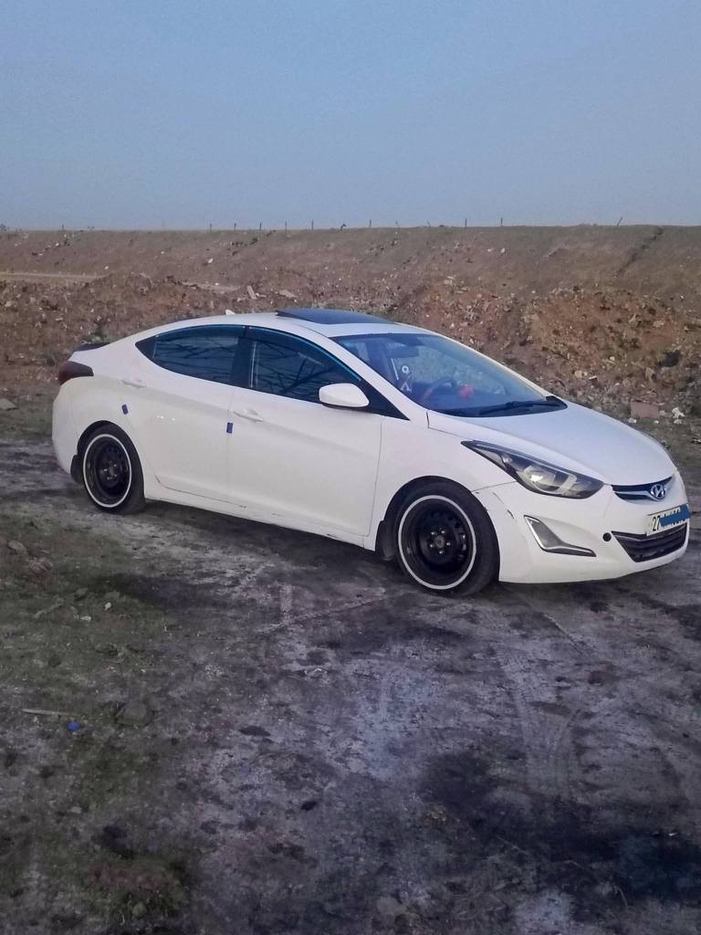 مكينه 2000
 رقم انگليزي 
بسمي
فول ما عده البصمه 
السنويه ل2030
 السعر 110وبيهه مجال
عنواني الناصريه سوق الشيوخ 

*********** ناصرية, ذي قار
