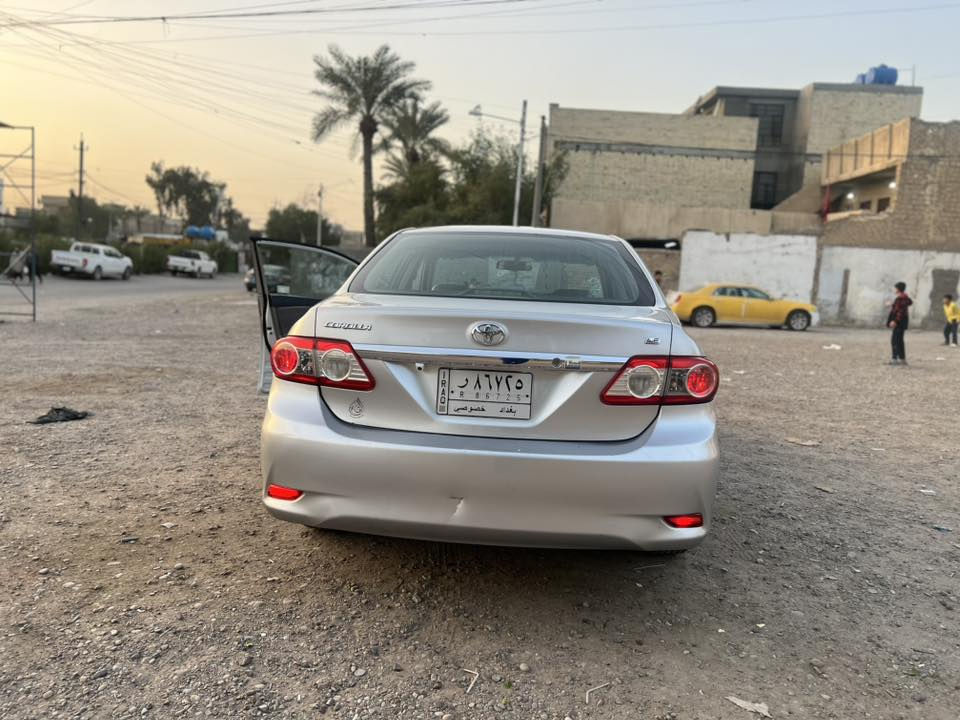 للبيع تويوتا كورلا 2013 نظيفة
كير ومكينة ما مبدلات، نضيفات، تبريد ممتاز، السنوية 2027، رقم بغداد.

ما بيها صبغ، فقط جاملغ بسيط بالهلال الأمامي الايسر، والجاملغ لايمن مبدل  أصلي نفس اللون.

بيها ضربة بالغد ما واصلة للشاصي، السيارة خير من الله.

صدر جديد صارله شهر من شادّه، استعمال شخصي، 

السعر 125$ قابل للتفاوض للجادين فقط 

الاتصال .***********
