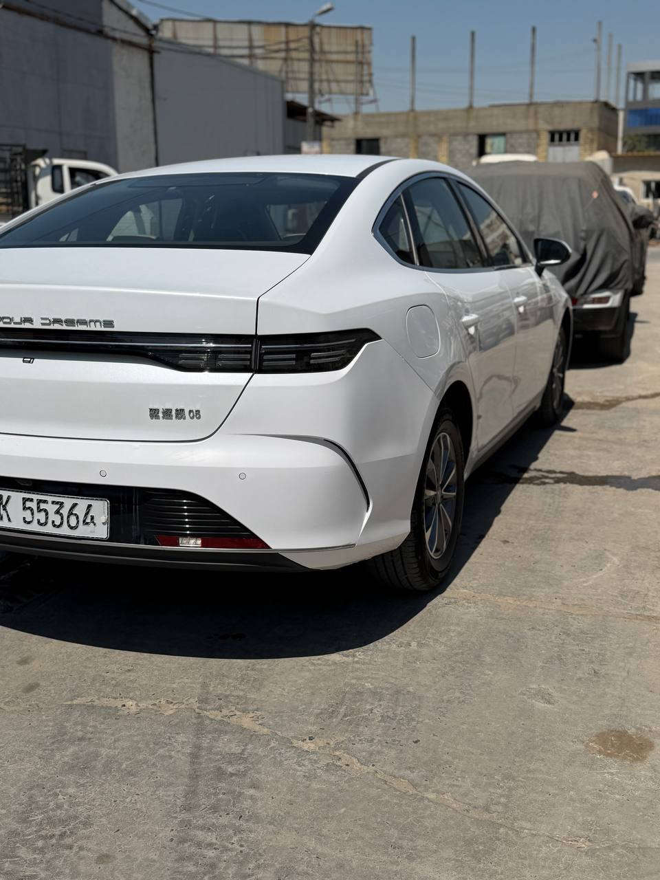 🚘 للبيع BYD Destroyer 2025 🚘
✅ موديل 2025
✅ عداد 37 ألف كم
✅ رقم بغداد خصوصي وباسمي
✅ السيارة بحالة ممتازة وجاهزة للفحص
💰 السعر: 19,700,000 دينار عراقي 📌 بيها مجال 
📍 الموقع: بغداد - الكرخ
📞 للاستفسار: ***********
