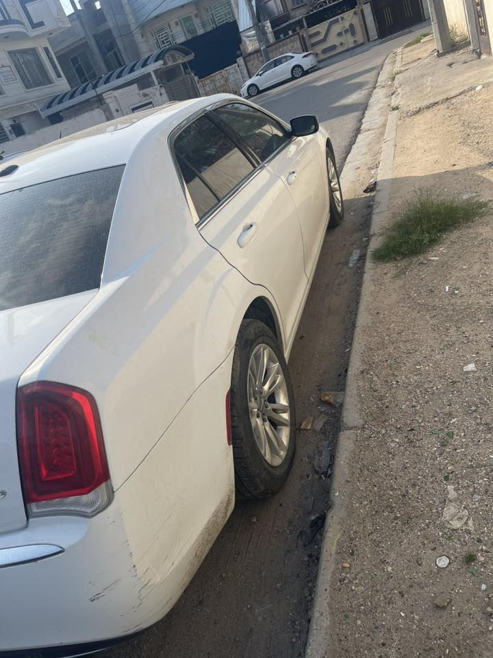 السلام عليكم اخوان اوباما موديل 17 تبديل فقط بابتين الايسر  اصلي تفصيخ بدون صبغ  ماشية 72 الف 

تترقم بغداد  مكانهة الحرية السعر 250$ نضيفة السيارة جدا (مع الرقم السعر)!

***********
