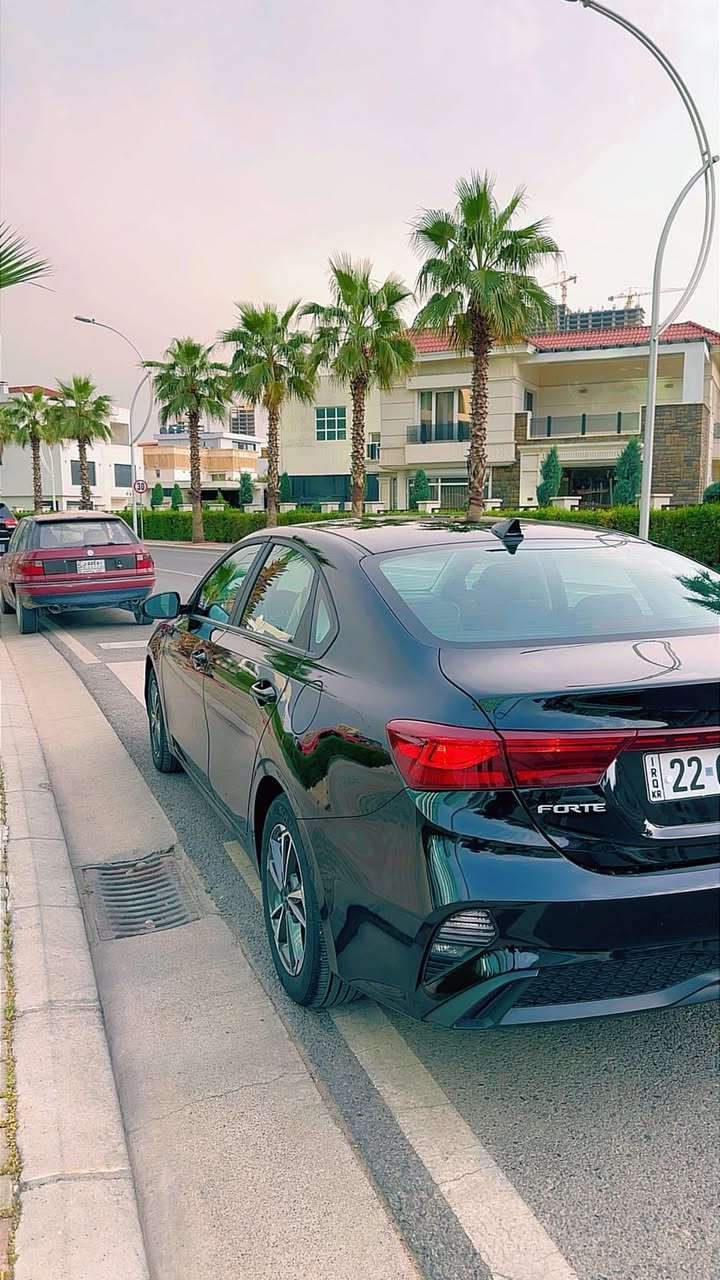 فورتي 23 بدون صبغ
ماشية 27 رقم اربيل بأسمي 
كير محرك كهربائيات كلة بشرط 
الله شاهد مشامة  البانزين العادي ابد كلة محسن 
السعر 157 وبيها مجال 
رقم الهاتف / ***********
