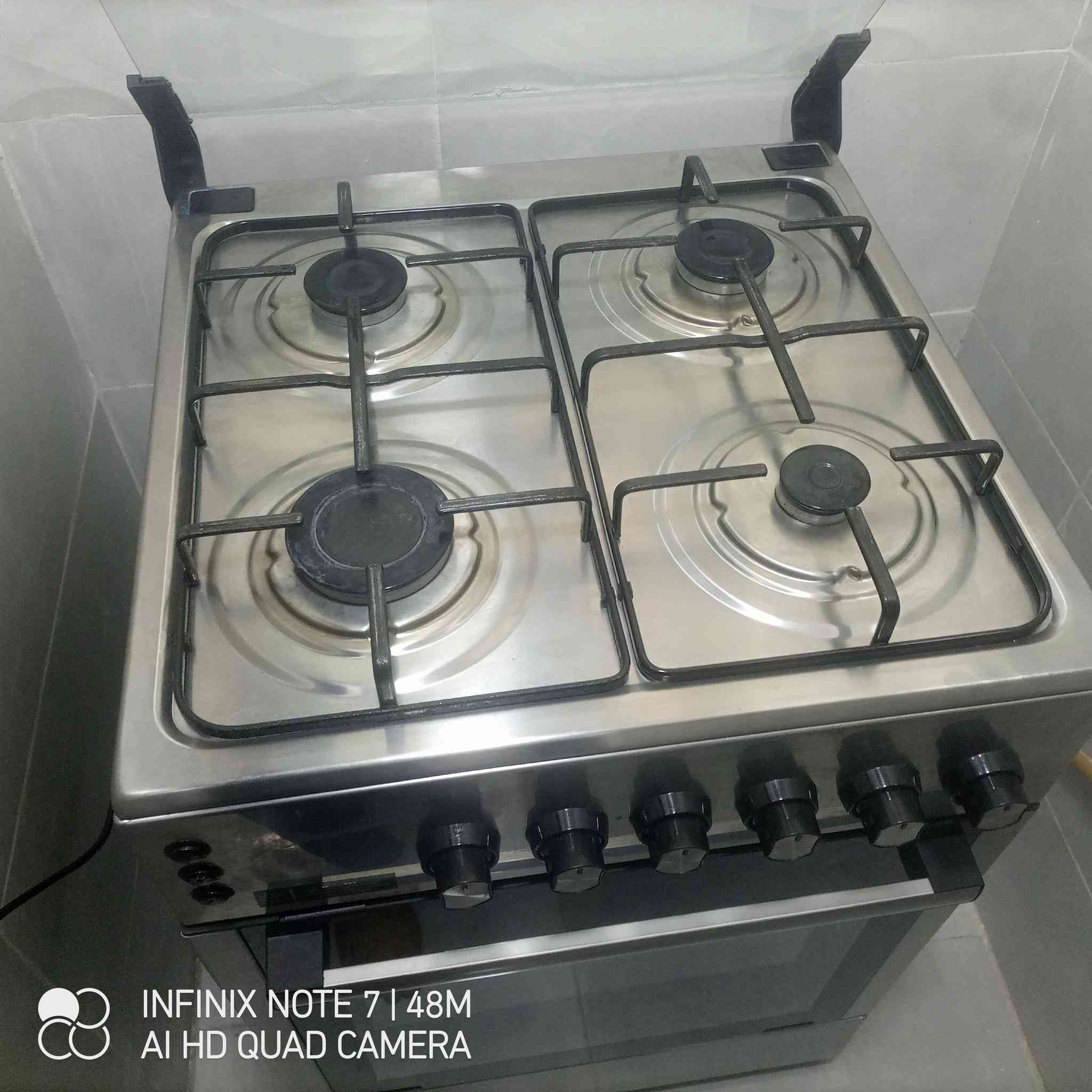 طباخ عشتار مسخدم شهر كلش نظيف بعده جديد كله شغال جداحه فرن كلوب السعر١٥٠الف الاتصال ***********
