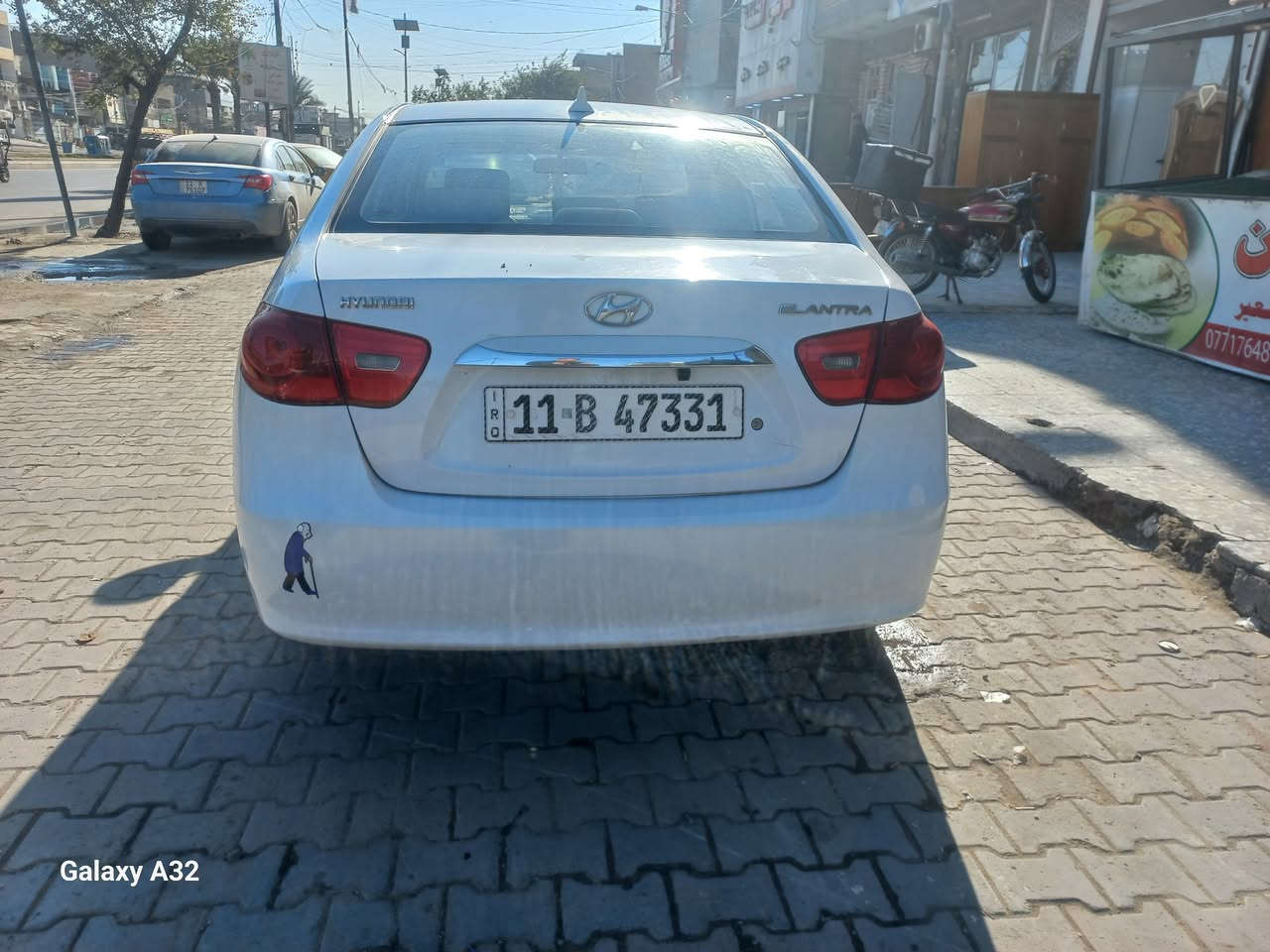 سلام عليكم النتره 2010  سياره وارد امريكي حادثها بس القبق مال جنطه مدينت الصدر قطاع 20 سعر 115 المحرك بي بخار ***********
