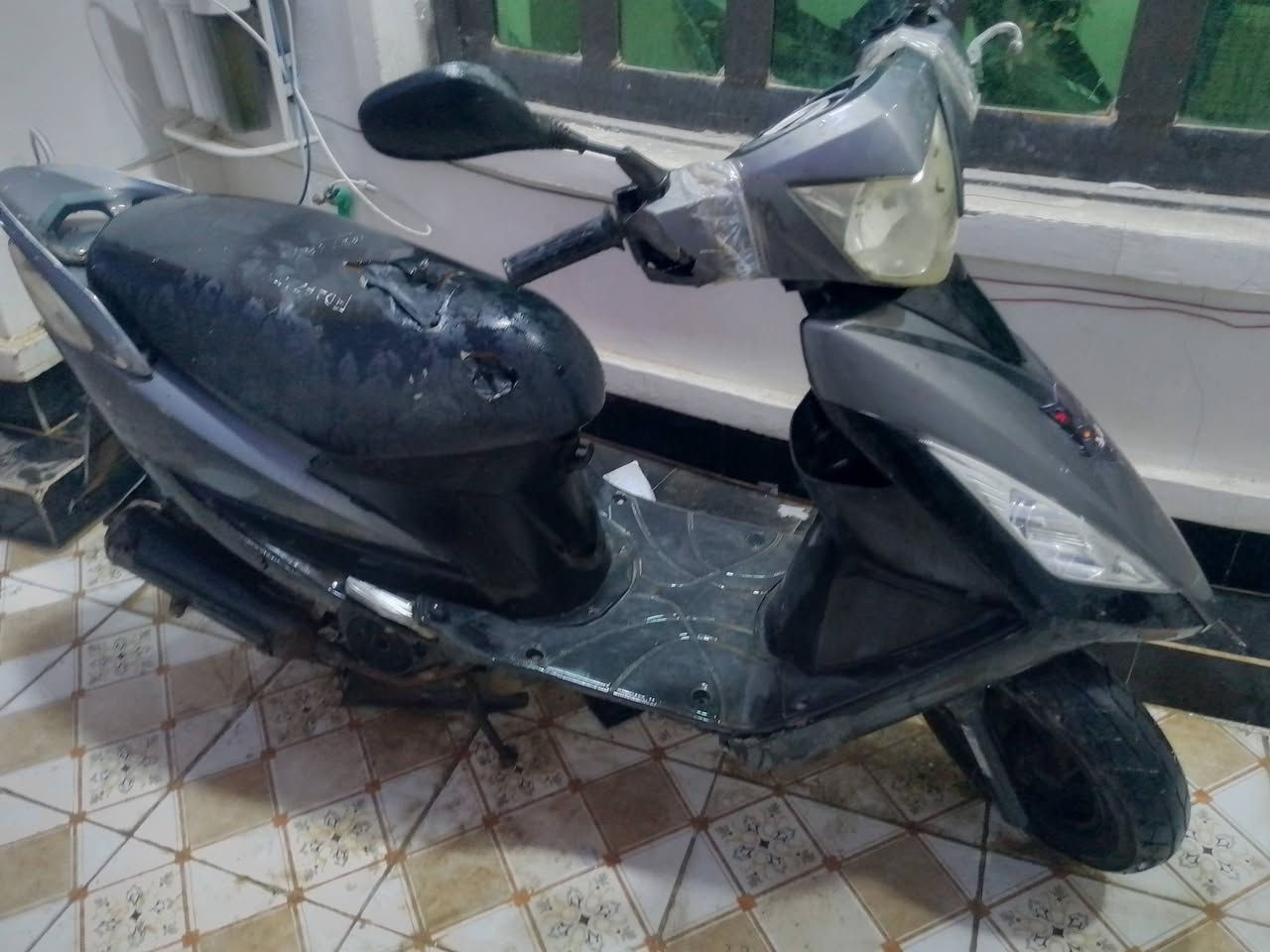 دراجه البيع كلها شغاله محرك مكفول السعر 200 وبي مجال *********** الرمادي
