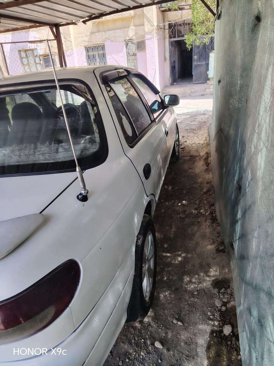 كيا سيفيا موديل 95 نضافه فول محرك جديد كير سنويه لل 31 رقم صلاح الدين دولي سياره. مكفوله صبغ حزام للجماليه السعر 38 وبيها مجال 
الاستفسار ***********
