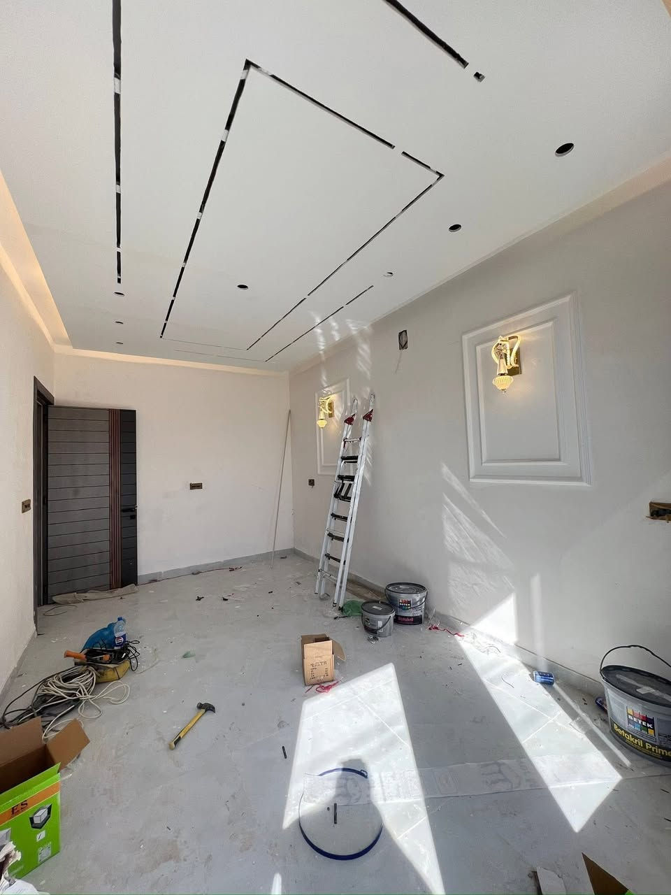دار للبيع 100 متر 🏠 السعر 250

حي الجهاد مربع الامانه تسليم مفتاح 🔑 

خلال أسبوع شغل فول درحه اولى

📍مقابيل البيت سياج مدرسه عله طول الشارع 

         🫵🫵مواصفات الدار 👇👇

ارضيه بورسلين 80 في80 نانو بولش 

ديكورات صقوف صاله ومطبخ وغرفه نوم 🛌 

نضام درج بيانو 🎹 أناره 

محجر الدرج زجاج مسكرت 10 ملم 

باب قاصه بلازمه 

نضام حاكيه شاشه صوره وصوت 

جداران مطبخ وحمامات بورسلين هندي تصفير 

مدخلين ثلاث نوم 🛌 

اثنين حمام 🛁 صاله مطبخ 
*********** مكتب حمورابي للعقار
