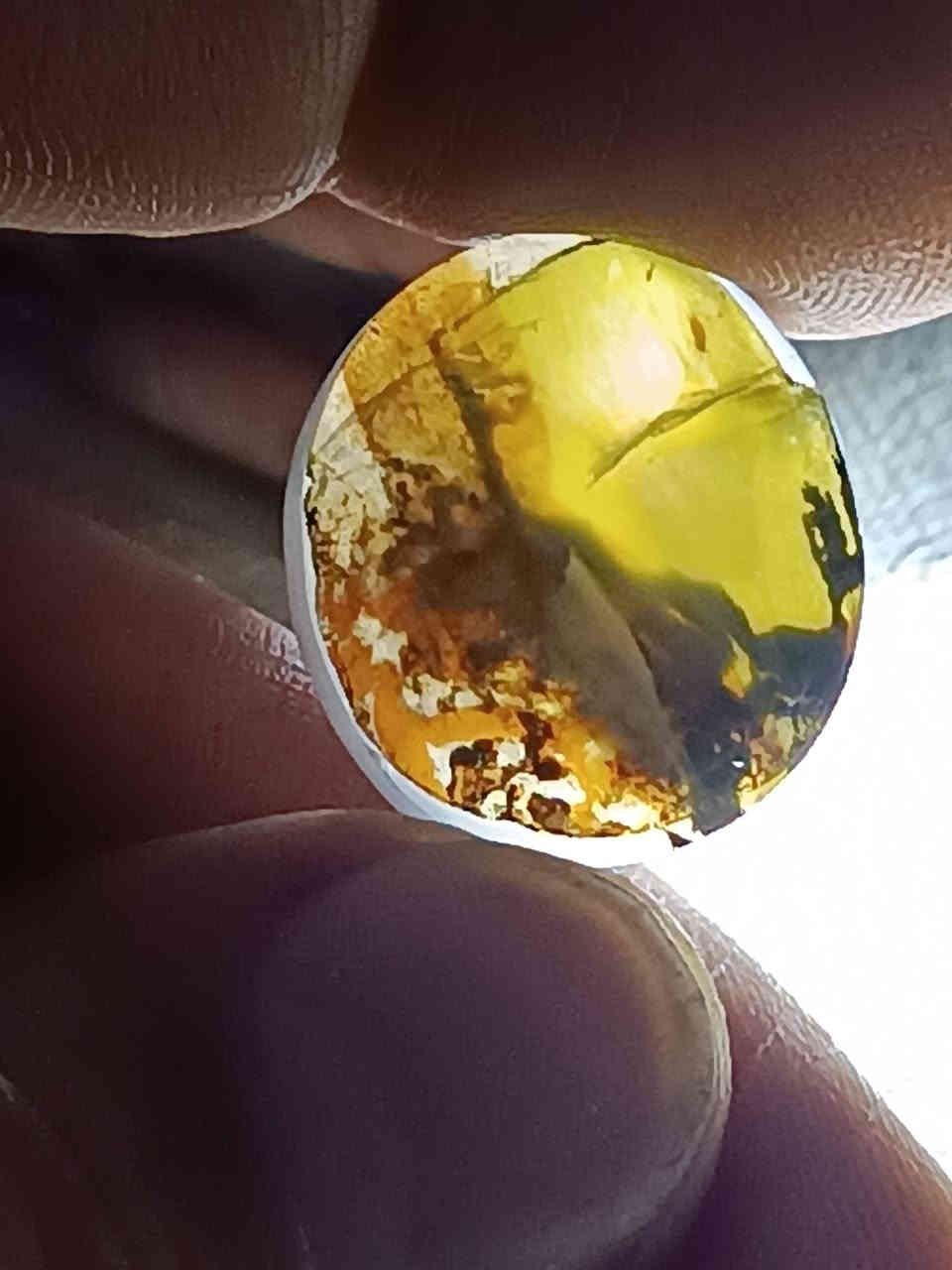 السلام عليكم زبائني الكرام أقدم لكم المصور اليماني الطبيعي عباره عن لوحات ويوجد جميع انواع اليماني والنوادر العنوان بغداد الميدان شارع السبح مراسله أو أتصال رقمي *********** ملاحظه رجائا ماأريد واحد يكلي شوفلي حجره اومحبس
