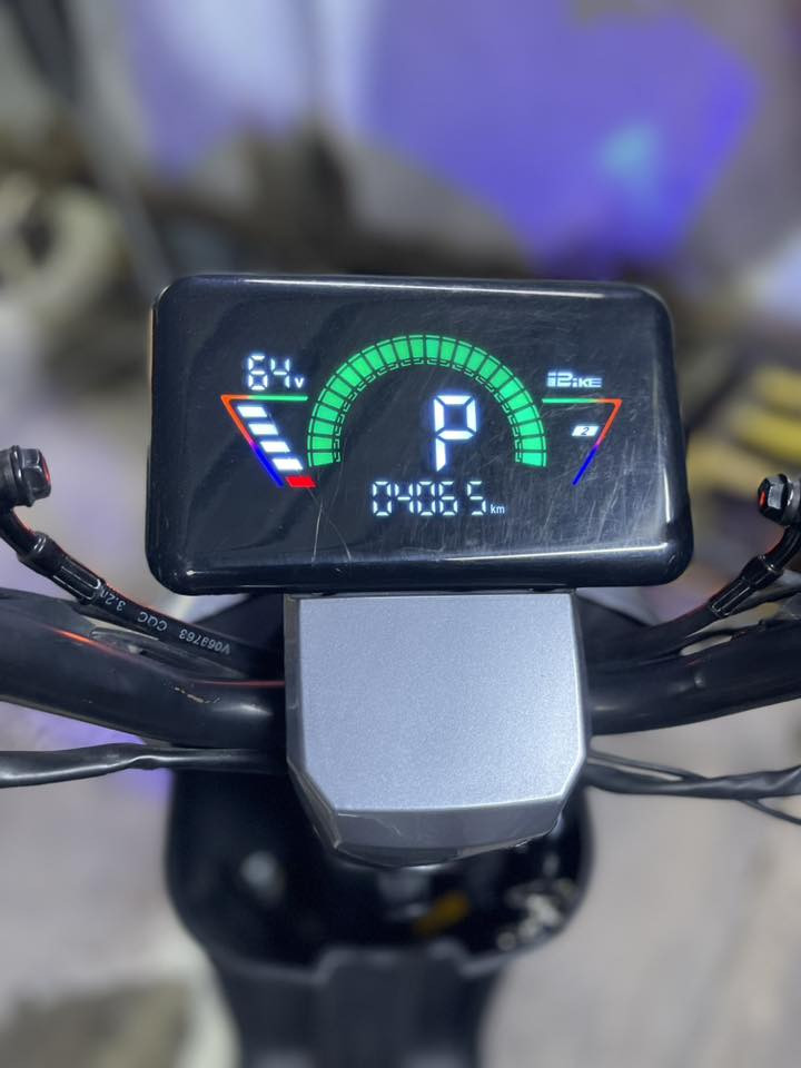 السلام عليكم دراجة شحن R9 للبيع ‭0771 221 8711‬ هاذه رقم صاحبهه اني مكلف بالنشر مكانهه بغداد البنوك
