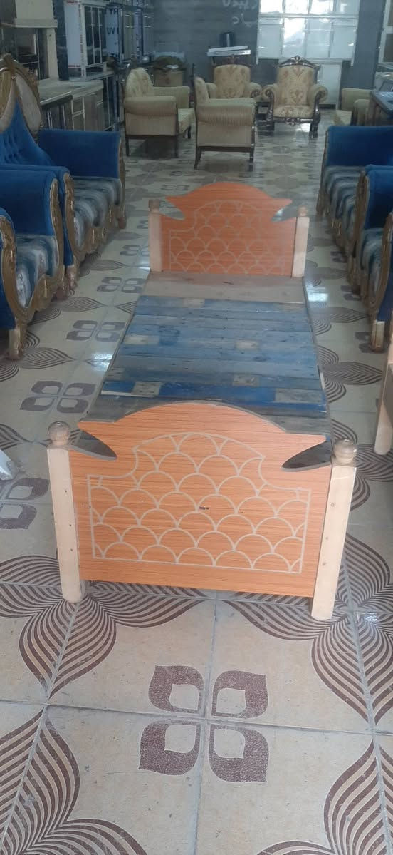 معرض العماد//لبيع وشراء الأثاث المنزلي الجديد والمستخدم للأستفسار ***********//*********** كركوك, العراق
