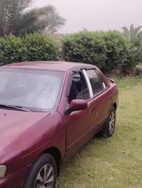 كيا سيفيا ٩٧ رقم بغداد بأسمي سنوية لل٣١ يعني متكلفك غير ٩٥ الف بالتحوي...