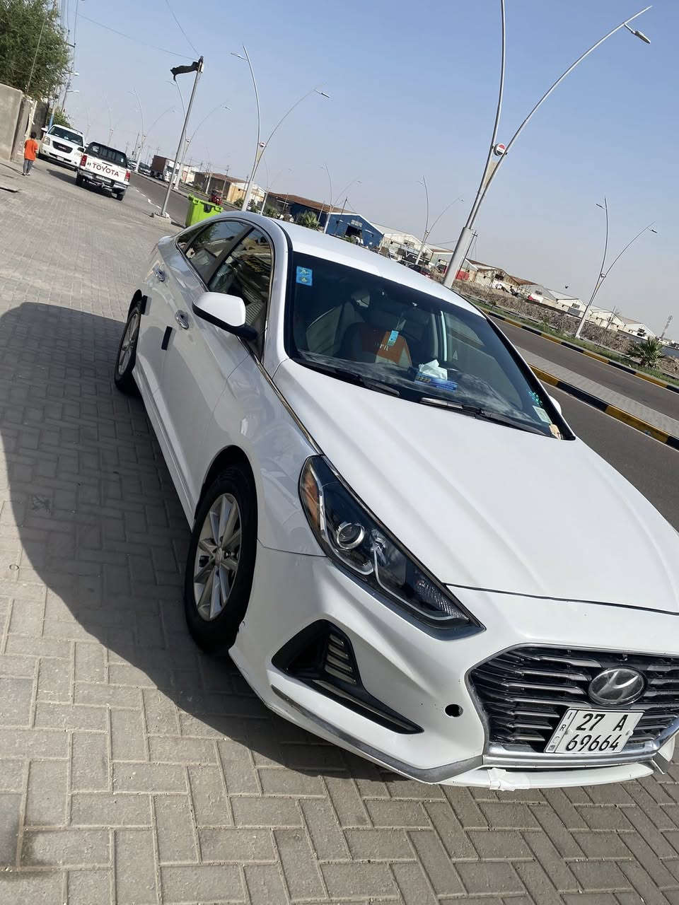 سوناتا وارد امريكي رقم ذيقار الجديد بسمي مشروع وطني التحويل سنويه جديده كفاله ما عده ثلاث قطع صبغ فول السياوه ماعده الفتحه تبريد ثلج تخم تاير شاشه  ترحيب رادار وسياره بيها نفخه كله جي دي اي ينفخ مكان البصره حي المهندسين السعر 118  وبيها مجال. رقم الهاتف ***********
