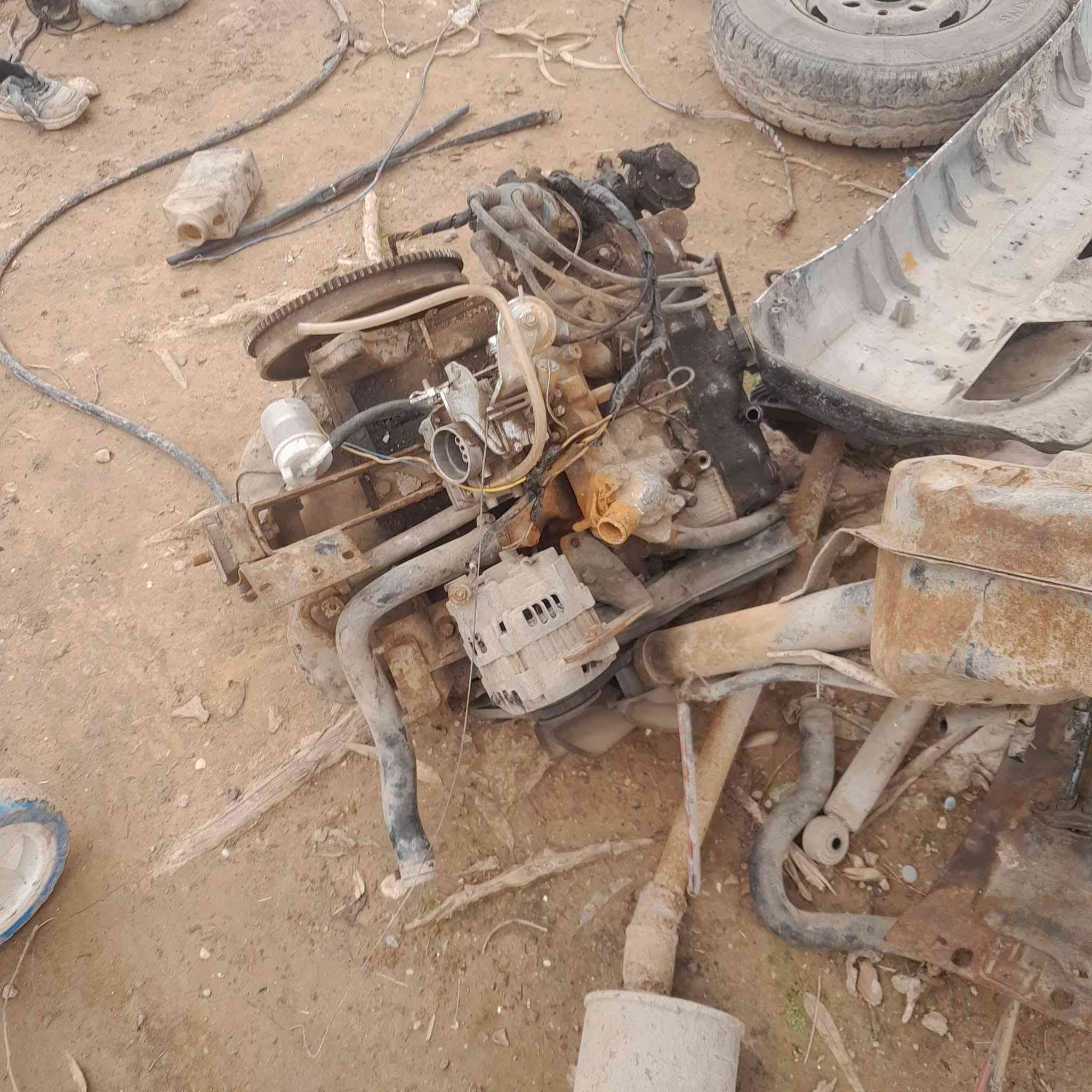 السلام عليكم يوجد غراض فاو للبيع مكان تكريت اليريد خابر ***********
