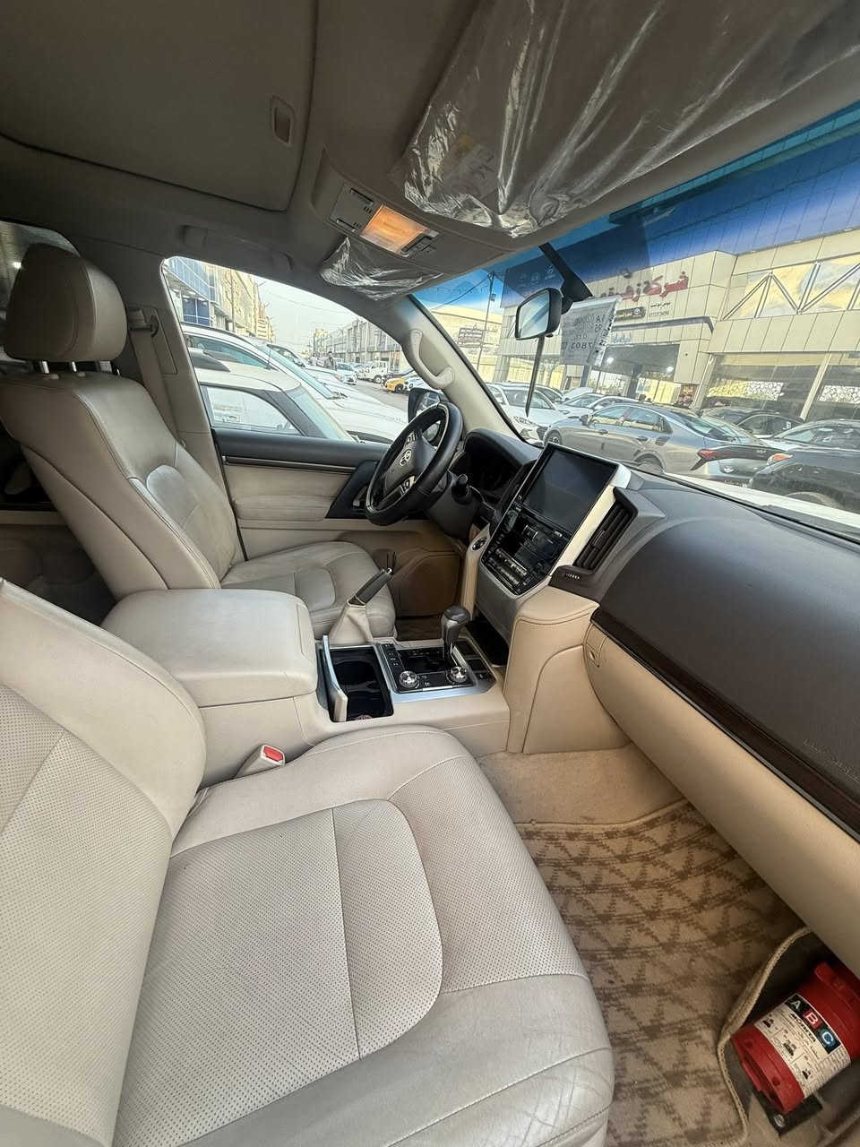 لاندكروز 19 بريم اصل 
مكفوله كفاله عامه حتى من البارد
ماشيه 98 حقيقي 100‎%‎ 
موصفات البريم معروفه 
كلش جديده ونظيفه 
مكانها الحله 
اللاستفسار 
***********
