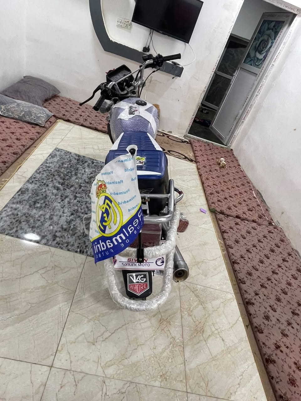 السلام عليكم سونك موديل 23 5كير نكره سلف محرك شرط سبانه مامضروب كهربائيات كله شغال بس ناقصه باتري تيرات نضيف دبلات نضيف  نشاط فول سعر ٥٣٥ بي شويه مجال رحمه عله موتاكم مو شراي لا تخابر ولا تراسل ولا تكسر بل سعر وتساب ***********
