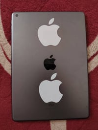 آيباد ٨ ٣٢ • بطارية ٩٥% • صوفيه