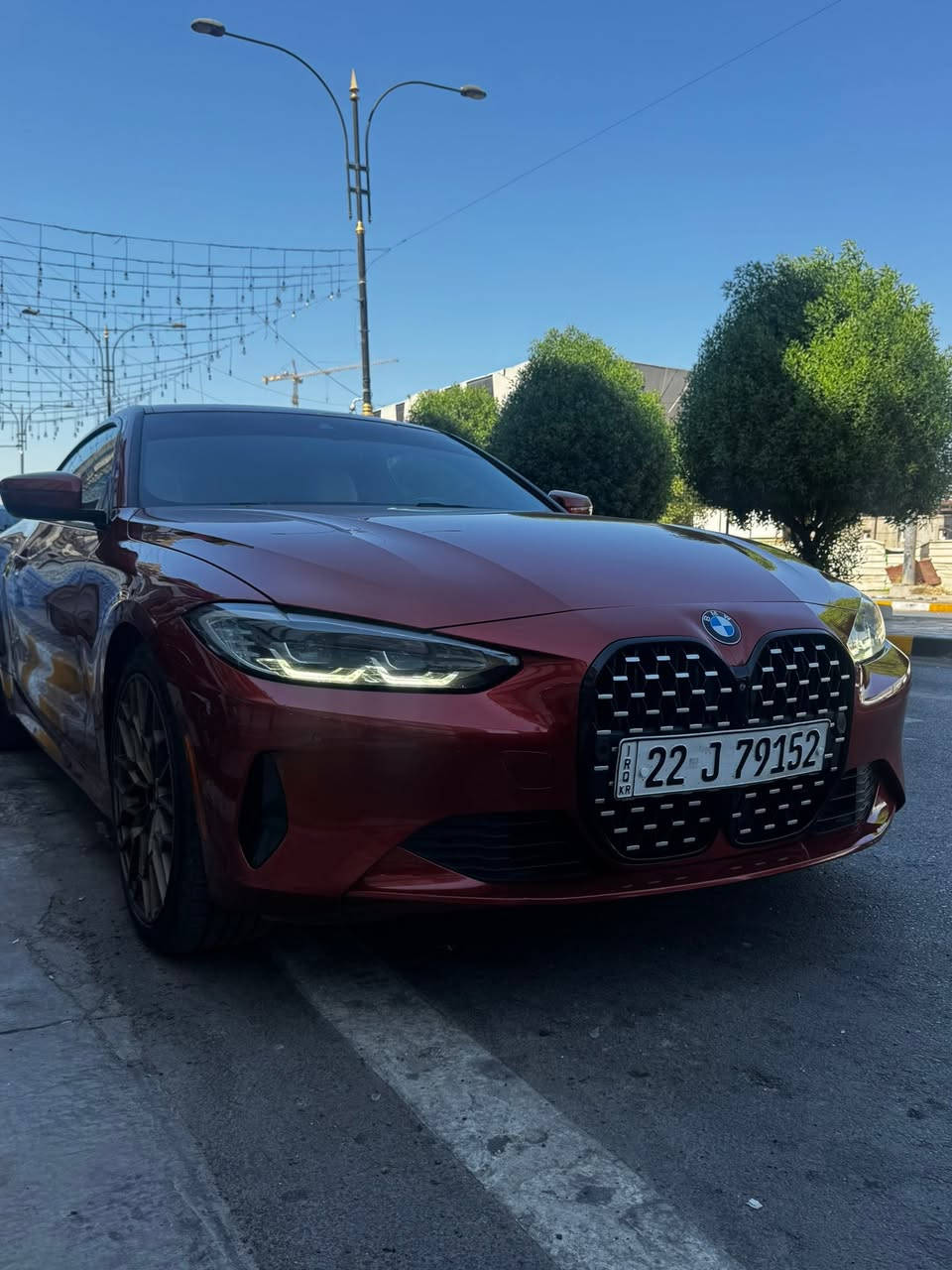Bmw 430i
موديل 2021لون مشمش 
بدون ارباك بجم كبس فول فول مواصفات

داتا شو
سماعات هارمن كاردن
حساسات 360
كامرا360
وباقي مواصفات معروفه ميحتاج اذكرهن فول السياره 

ممشى السيارة 56 ميل

حادث السياره قطعه وحدة صبغ جاملغ خلفي

سعر 288. وبي مجال 

عنوان بغداد المنصور
***********استفسار
