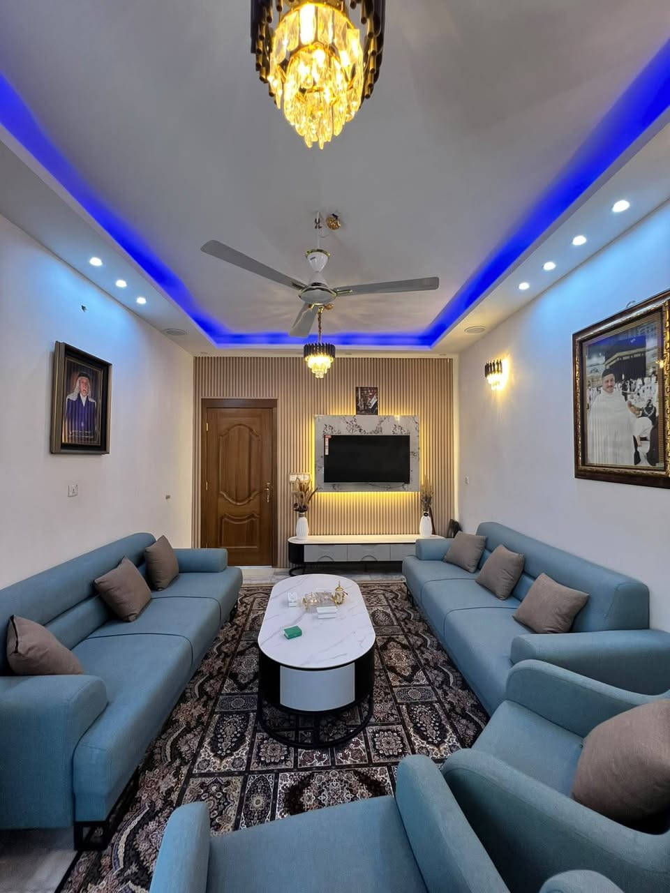 #يعـلـن_مكـتـب_أكـــد
دار 150 للبيع الواجهه 7.50 * 20
يحتوي على 4 غرف
مطبخ صالة حولي كراج مناور
 نوم وصحيات 3
حي الجهاد الرفاق خلف مدينة العاب عرض الشارع 20م
للاستفسار الاتصال *********** بي واتساب
نستقبل كافة العروض العقارية داخل حي الجهاد
توجد مساحات مختلفة داخل حي الجهاد

