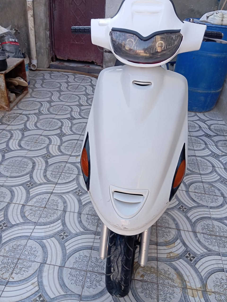 للهم صلي على محمد وال محمد ❤️ 
سلام عليكم دراجه فراشه فحل للبيع الدراجه كفاله عامه من كلشي حته المكينه كلشي بيها شغال سلف هندر اشاير يمنه يسره لايت عالي ناصي بك لايت خلفي شغال حساس بريك شغال كيج بانزين شغال كيج سرعه شغال الدراجه احله من الصور ونضيفه كلشش و سرعه ومعدل خير من الله سعرها(425)وبيها مجال مكاني ديوانيه قضاء الحمزة الشرقي رقمي *********** ملاحظه الدراجه صارها شهرين من نازله من الحاويه يعني جديده
