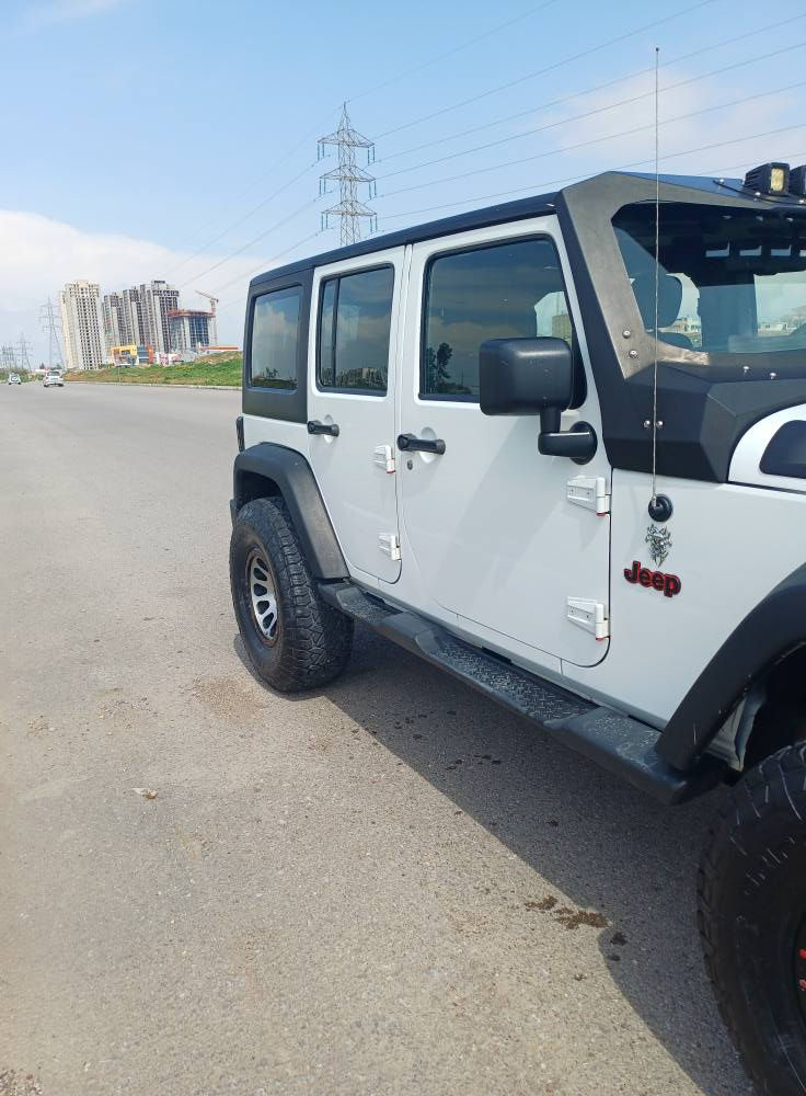 جێب ڕەنگلەری ٢٠١٢ کام دەست کاریکراو  کراوەتە ٢٠٢٠ بۆ ئۆف ڕۆد بێکێشە تەنها سەیاقەکی پێویستە بۆ شاخ بەس بن بەگ لایتی دواوەی لای سەکن بۆیاخە گێڕ و مەکینە بە شەرت نرخی ١٧٥ و کەمێک معامەلە
*********** رانية, السليمانية
