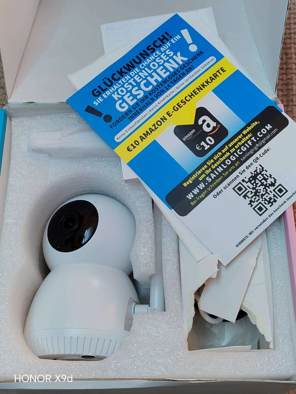 كامره اطفال تجي وياها جهاز شاشه يربط على الكامره واي فاي بيهه كثير ميزات من ضمنهه تنبيه لبكاء الطفل 
السعر 23000 الف


**إذا كنت صاحب هذا الإعلان وتريد حذفه لأي سبب، رجاءا أرسل رسالة إلى الدعم الفني**