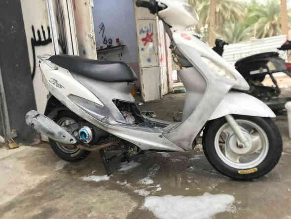 سلام عليكم 🛵⛎
ماكس منغولي موديل 2006 مكينه 49 بلاديه مامفتوحه بعدها بملحها شلعه ومعدل 120 سلف بلادي كابريته بلادي دراجه كلها شغاله مابيها نقص برغي تختم تاير البارحه شاده كفرات مختمه صالنصه بلادي شرط العطسه البلاديه معروضه ب 625 وبيها مجال مكاني حله حي الجزائر ***********
