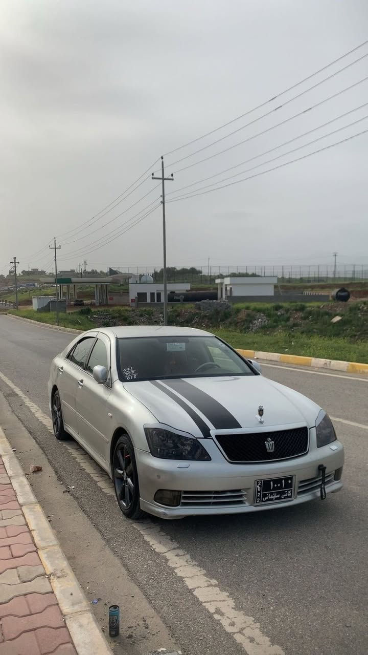 شاهینە ١٨٢ بڕاوە بڕاوە
 ٢٠٠٥
٣دوگمە ناوقەیسی 
کوشن جڵد
بەسمە ڕەش
پلاک و نۆزڵ و فیتپەمپی گۆڕاوە بۆ ١٨٤
لە قوەتی خۆی بێزارە 
سەیارەکە زۆر جوانە لە ڕوبەڕو جوانترە 
کۆدی بۆ نەکراوە بە شەرت هەموو شت دەفرۆشم
ماڵی کەس نیە گێڕ و مەکینە بەشەرتی ١٠٠ فیتەر
بێ  دوکەڵ کامل کامل مەسرەف کراوە بۆ ٢٥٠ مەسرەف مەگەڕێ
بۆ سعر تەلەفۆن بکە لە قەڵادزێم 
0750 128 8132
