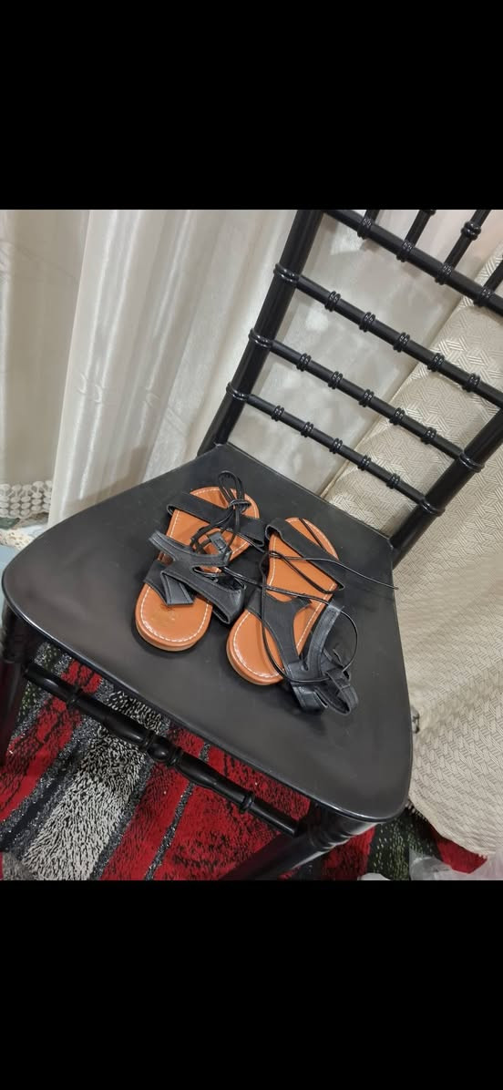 قياس 40 السعر الزوج 5 الف ثنينهم ب 8 الف


**إذا كنت صاحب هذا الإعلان وتريد حذفه لأي سبب، رجاءا أرسل رسالة إلى الدعم الفني**