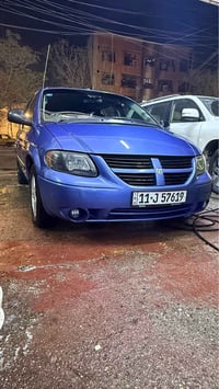 دوج كرفان 2007 السياره اخت الجديده ما بيها نقص برغي متعوب عليها مصبوغه...