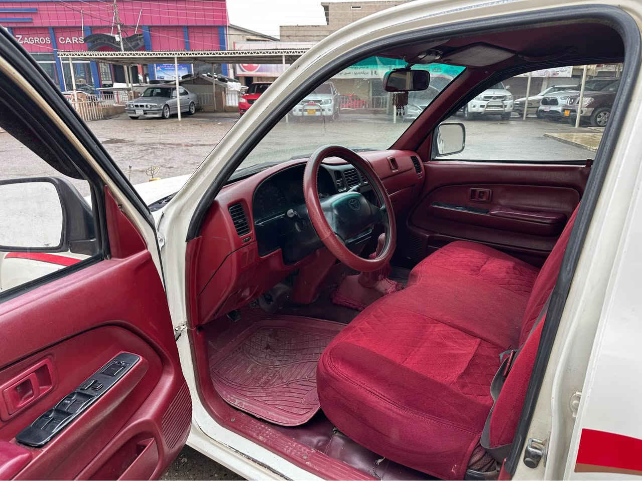 هايلوكس ٢٠٠٠ محسن رقم اربيل سيارة گير محرك شاصى ب شرط سعر ٩٥ورقه عنوان زاخو هاتف *********** زاخو, دهوك
