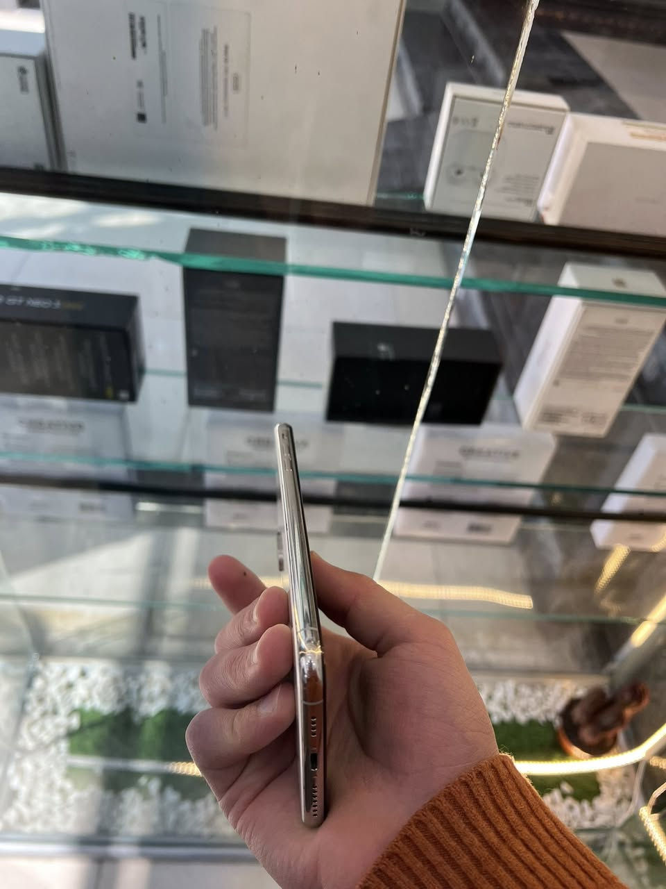 اكس ماكس 
ذاكره ٦٤
نظافه فول 
مبدل بطاريه اصليه وشاشه اصليه 
ذاكره ٦٤
فيس ايدي واكق
الموقع موصل الموجموعه الثقافيه داخل عماره البان الجزيره سنتر ايفوني


**إذا كنت صاحب هذا الإعلان وتريد حذفه لأي سبب، رجاءا أرسل رسالة إلى الدعم الفني**