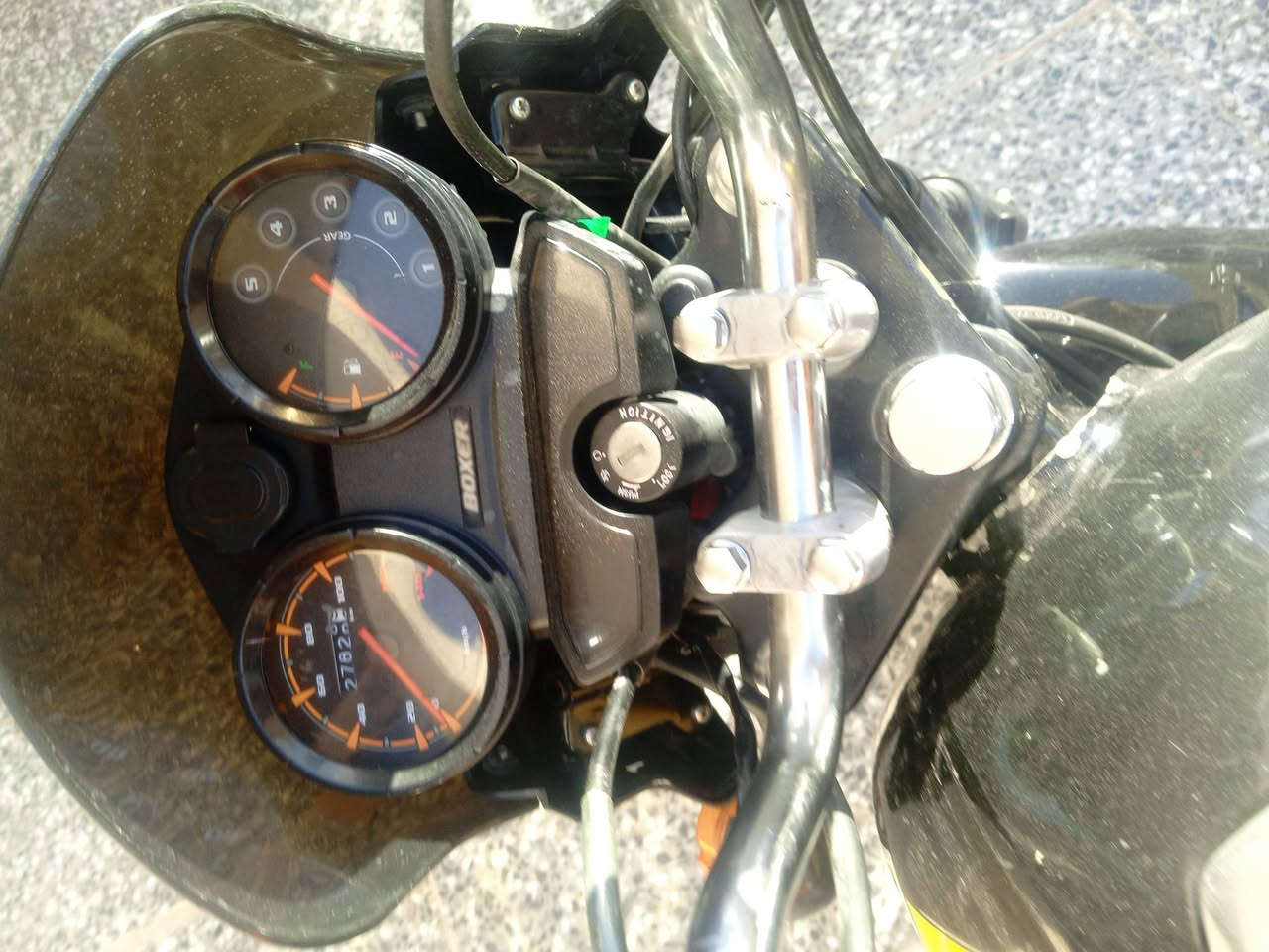 بوكسر مرقمة بغداد تحويل ثاني يوم موديل 2023 نازلة ب24 استخدام شخصي مال منتسب ما بيها اي نقص مكاني بغداد الرصافة والسعر 1,850 بس الشراي يتصل***********
