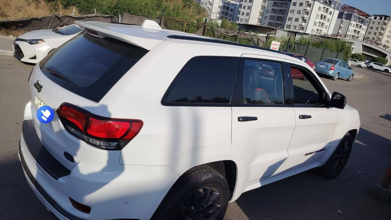 السلام عليكم اخوتي رمضان كريم 
للبيع او للمراوس بشي اقل
 جيب اوفر لاند موديل 2021 وارد امريكي🇺🇲 🇺🇲

رقم بغداد الدولي ب أسمي 

ماشية 73 الف ( كيلو )

حادثها مثل ما موضح بالصور بدون ايرباك بدون دواخل حتى الراديتر نفسه !!!!!! 

دعامية أمامية +(( شبر من البنيد بارد ومصبوغ على كد البارد )) والجاملغ مفتوح وراجع نفسه

نقصها بس الرادار الأمامي جبته جديد وبعدني ماشاده غير هذا مابيها نقص برغي

مواصفاتها معروفه بس راح اذكرهن للميعرفها :

1.نظام تعليق هوائي ( جكاات )

(Air Suspension)

2.أنظمة دفع رباعي

3.مراقبة النقطة العمياء

4.حساسات أمامية وخلفية وحساسات بالمري

5.كاميرا خلفية

6.مثبت سرعة متكيف (اختياري/حسب الفئة)

7.شاشة معلومات وترفيه بلادية

8.دعم Apple CarPlay و Android Auto

9.بلوتوث + Wi-Fi

10.جلد (Nappa)

11.مقاعد تدفئة وتبريد

12.فتحة سقف بانوراما

13.تدفئة مقود

14.تشغيل عن بعد

إلى آخره... 

قبل سبوعين سويتلها حمام + بوليش + طبقة نانو

السياره جاهزه على اخر حباية وترايك وين متريد 

السعر 31 الف💸

(3 شدات و 10 اوراق) وبيها مجال 

والشراي يشلع عيوني واذا تشوف السعر ميناسبك خل تولي وان شاء الله تحصل الأنسب 

مكاني بغداد حي الجهاد

متواجد من 3 العصر الحد 1 ليلاً 

للاستفسار: *********** 

والخاص مفتوح
