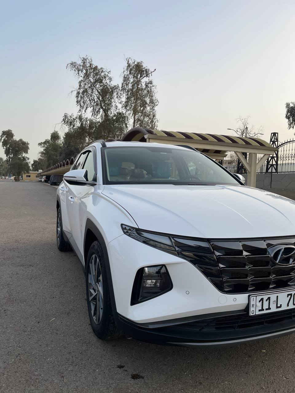 هونداي توسان 2024
مكفوله✅
السعر 225$
الرقم إنكليزي جديد 🆕 

اليكم التفاصيل الآتية:
🔘 خليجي 
🔘 ماشية :26000 km
🔘 الموديل2024
🔘 سعة المحرك 2.0L 
🔘 مرتبط بناقل حركة أوتو 6 نمر
🔘 يبلغ عزم الدوران 192 نيوتن/متر
🔘 عدد AIR BAG 2
🔘 حساسات أمامية 
🔘 حساسات خلفية
🔘 لايت زينون + LED
🔘 كشافات 
🔘 بك لايت LED
🔘 مفتاح التشغيل بصمة
🔘 تشغيل عن بعد  
🔘 دشبول  
🔘 شاشة (Apple Car play - Android Auto)
🔘 كاميرا دوارة
🔘 حركة المقاعد الأمامية كهرباء
🔘 داخل ابيض واسود
🔘 تتسع المقصورة ل 5 ركاب
🔘 مثبت السرعة Cruise
🔘 المودات والأوامر الصوتية
🔘 أوضاع القيادة  Drive Mode 
🔘 فحص أنظمة السيارة 
🔘 حساسات ضغط اطارات 
🔘 مقود جلد حياكة
🔘 قطعتين تبريد
🔘 هاند بريك بصمة 
🔘 اشارة في المرايا الجانبية
🔘 ويل كب 18
🔘 4 دسك
🔘 اريل نفكيتر 
‏🔘 ABS 
🔘 أوتو هولد - Auto Hold
🔘ايزوفكس - ISOFEX
🔘 نظام مانع الانزلاق
🔘 نظام نزول المنحدرات
🔘 منفذ الطاقة 12v
‏🔘 Bluetooth - USB - Type C
🔘 شاحن هاتف Wairlees
🔘 بردات أبواب خلفية
🔘 بردة خلفية
للاتصال :*********** 
العنوان :الدوره _جمعيه خير الله
