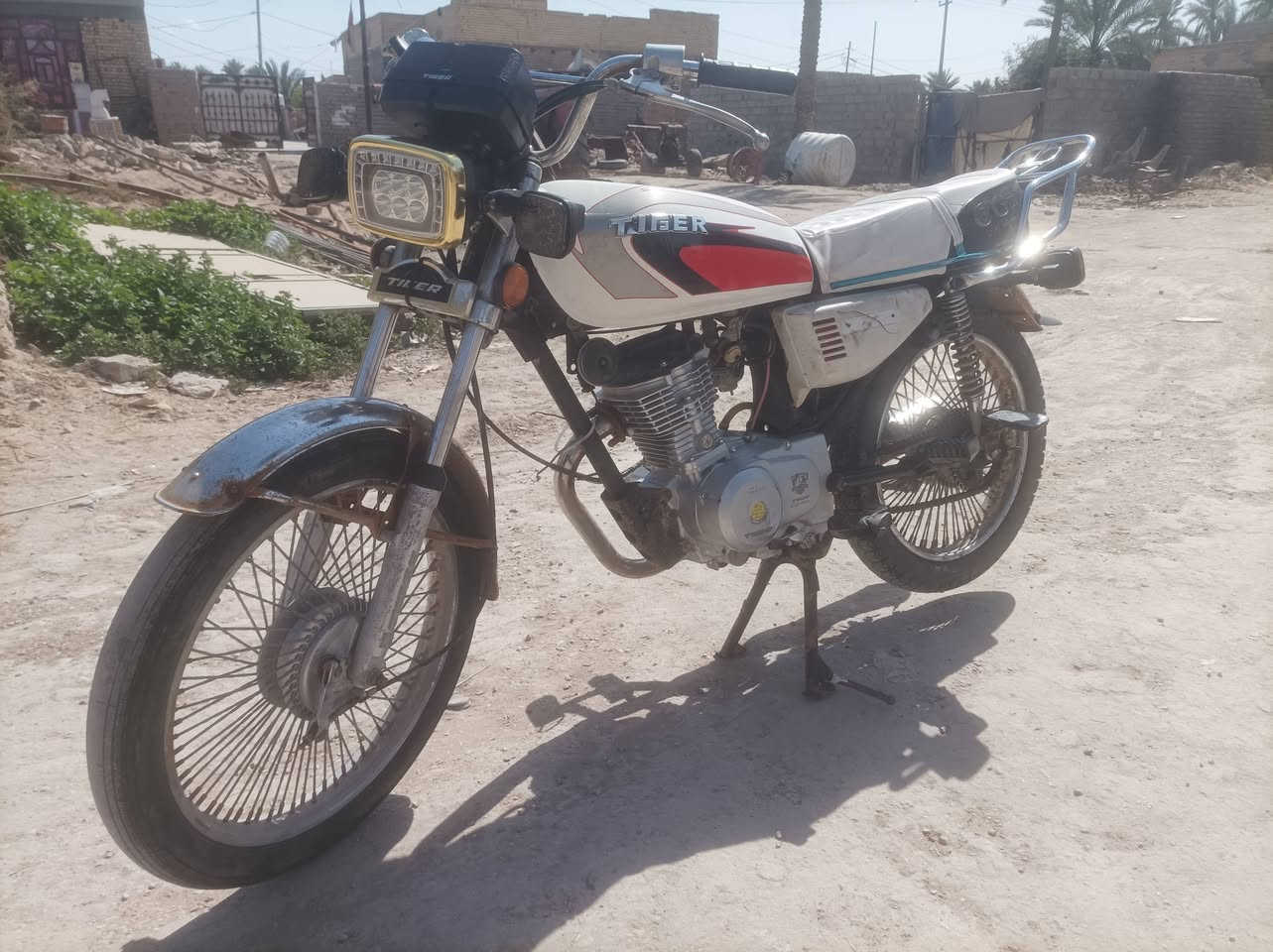 السلام عليكم 
دراجه تايگر موديل 21 أوراق اصولي 
دراجه نضيفه وكلشي شغال
مكاني بابل الدبله 
***********
