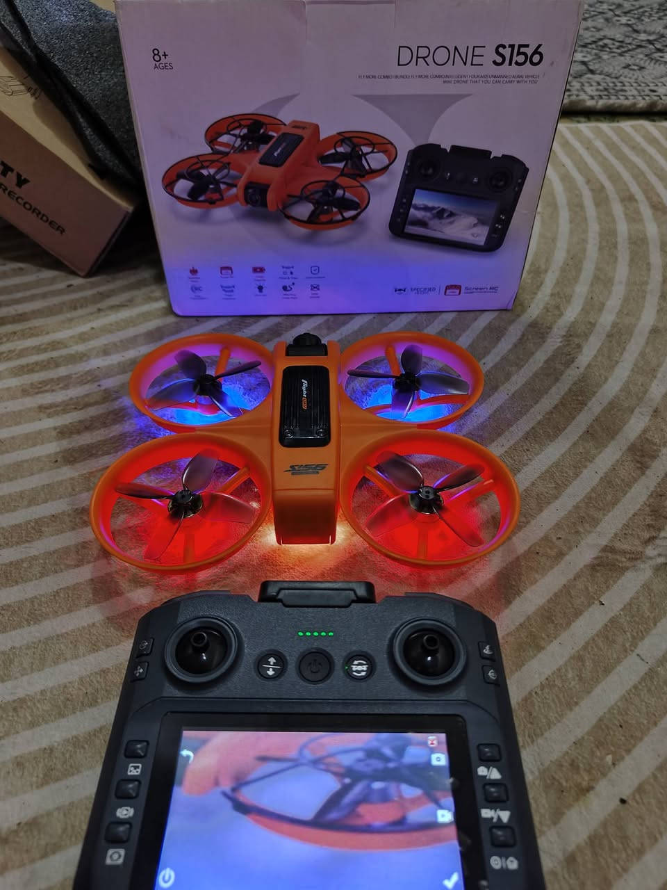 اخر قطعة 156s
شرط الفحص والطيران 
75 الف اكتب تم وبالعافية 
محركات برشلز وجوستك شحن وشاشة تصوير هاي رزليوشن مع جنطة اصلية مع رام اصلي مع كارت ريدر اصلي 
يوجد توصيل لكل المحافظات


**إذا كنت صاحب هذا الإعلان وتريد حذفه لأي سبب، رجاءا أرسل رسالة إلى الدعم الفني**