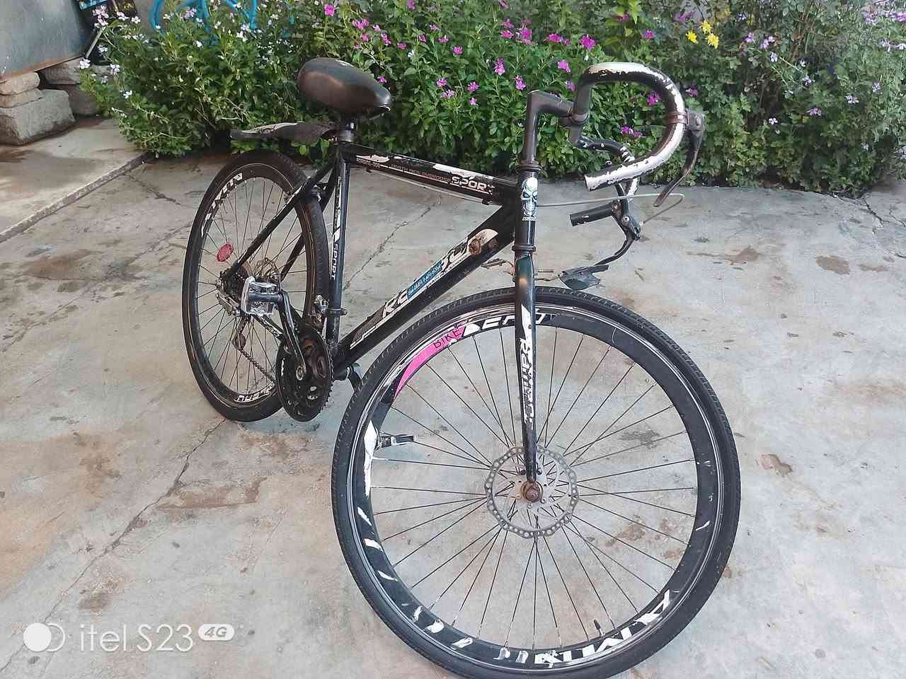 السلام عليكم  باسكل للبيع السعر 40


**إذا كنت صاحب هذا الإعلان وتريد حذفه لأي سبب، رجاءا أرسل رسالة إلى الدعم الفني**