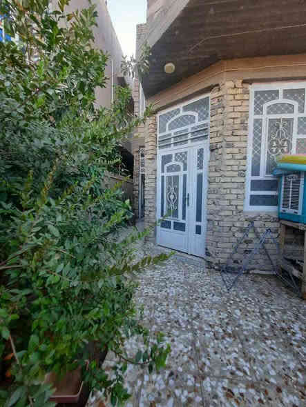 بيت بالكرمين م 100.     مربع. طابقين بنائ حديث.  عالي عن الشارع بيه 2. غرف نوم.   السعر. 120 اوبيه مجال.  مصور البيت تعلا ساحه وره مدرسة الاكرمين
اي استتفسار اتصلو بالرقم 
.***********.   من  يرغب بالشراء مراجعة  المكتب بالمهندسين مقابل مجمع الكفيل
 شارع الكوتيه مكتب ابو حازم
🙂✋✋✋👇🏻👇🏻👇🏻👇🏻
ملاحضه✋✋✋ 👌🏼👇🏻الي عنده عقار للبيع  او اجار او مراوس 
او رهن  يتفضل للمكتب او يرسلها ع خاص اوات ساب
