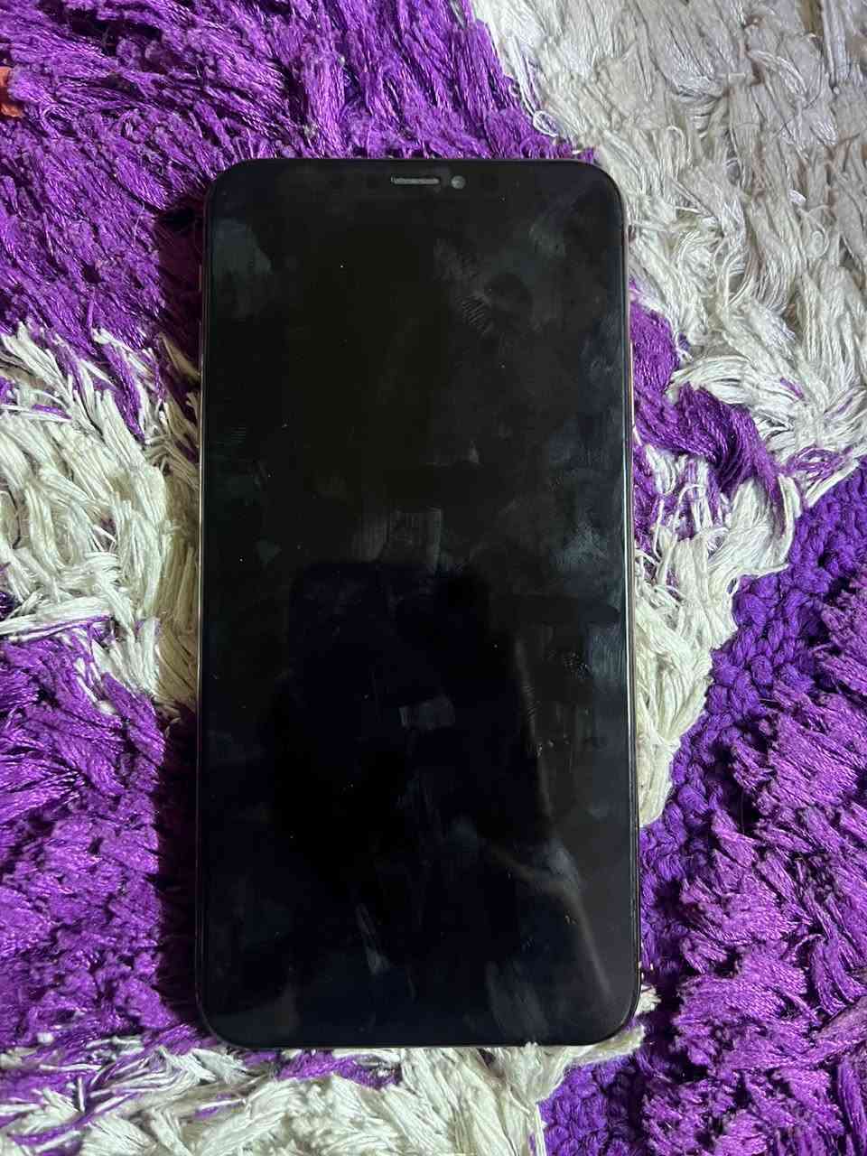 يا الله ايفون XS MAX مبدل بي فقط كلاس شاشة وانما الجهاز كله نضيف مثل مجاي تشوف ذاكرته 256 بطارية 67 بلادية سعره 175ألف وبي مجال للطيبين الشراي يتصل على هذا الرقم بل الواتساب ***********
