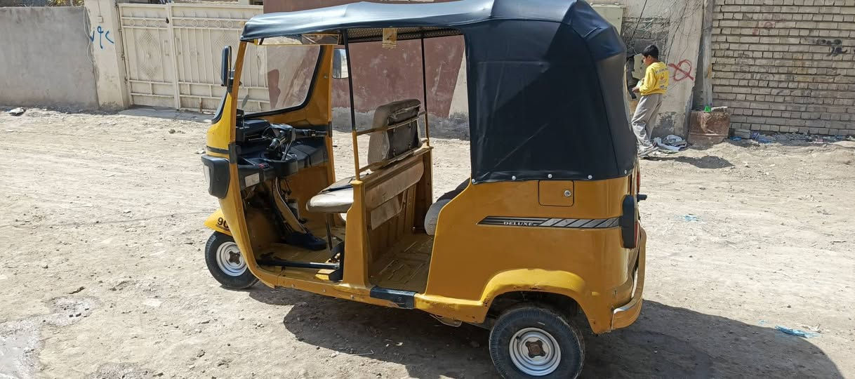 السلام عليكم من رخصة الادمن تكتك تي في اس موديل 20 نظيفه محرك بلادي كشر بلادي مابيه اي نقص جادر جديد تخم تايرات جديد السعر 3700 وبيه مجال مكاني بغداد رقمي *********** /***********ابو طارق
