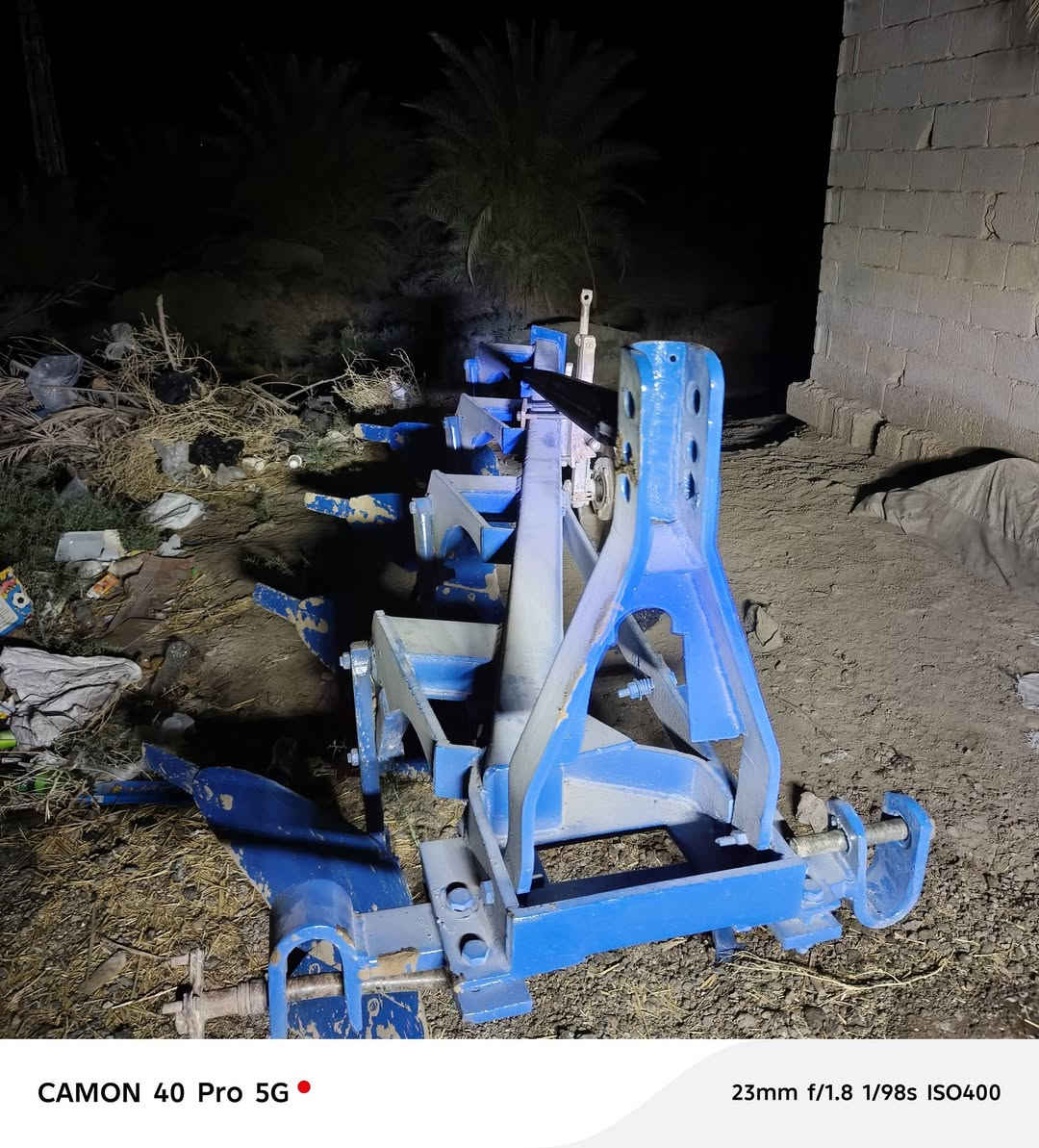 البيع فدان جديد توه معمر مشتغل بس 15دونم حجم 16 مكفول من الحيم السعر تعال خاص وبيك  خير ودلل ***********
