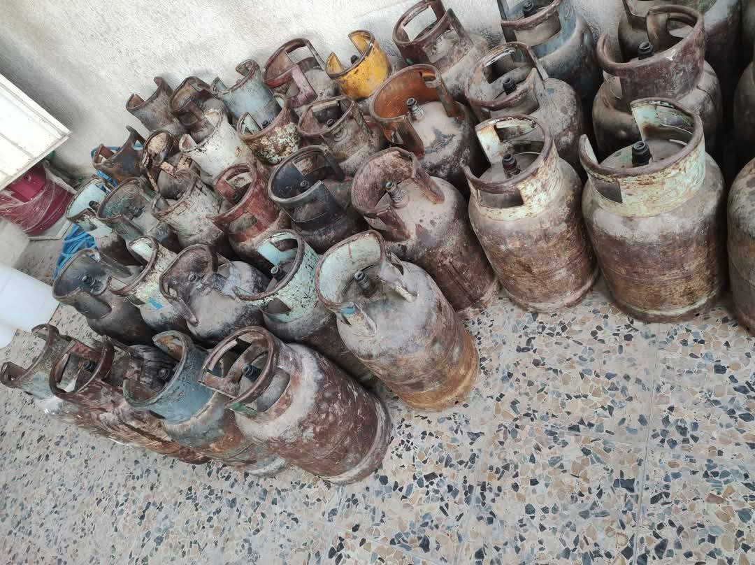 #يتوفر غاز جملة ومفرد وبااسعار مناسبة #للبيوت #والمطاعم #ولكوفيات داخل موصل #شرط صيف وشتاء وعل مدار #24ساعة
#ملاحظة القنية لا تستلمه الا مع كارت الضمان 
#خوفا من قناني الغير عراقيه
#مناطق /حي /سماح /عدن/بكر /صدام/اربجيه/قادسية /اعلام /نور /شقق الخضراء/قدس
 #وبااسعار_مناسبة 
مفرد 8الف 
جملة 7 الف
كورك/***********
اسيا/***********
#بادرة/محمد الحيالي
