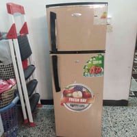 ثلاجه • شهرين • ما بيها عيب