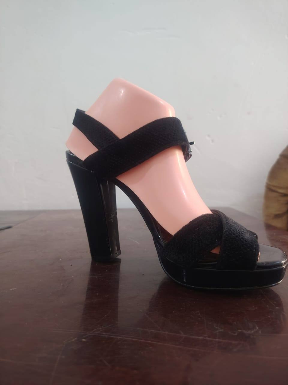 احذيه باله اوربيه سعر القطعه ب5 فقط يوجد توصيل كربلاء 3محافظات 5


**إذا كنت صاحب هذا الإعلان وتريد حذفه لأي سبب، رجاءا أرسل رسالة إلى الدعم الفني**