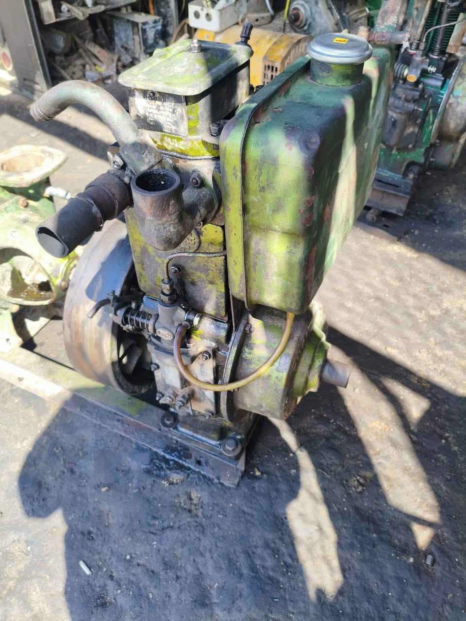 السلام عليكم ماطور هندي للبيع مقفول كفاله عامه من كل شيء خير من الله الشغل مكان بابلش وهذا الرقم السعر 350 بمجال شيء قليل***********
