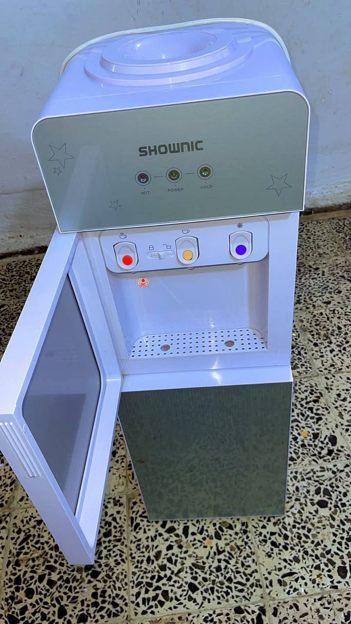براد ماء جديد للبيع ✨🚰🚰
الأداء: تبريد الثلج سريع جداً والماء الحار شغال بامتياز.
• النظافة: الخزان داخلياً نظيف جداً والمعقم يعمل، والهيكل الخارجي خالي من الكسور أو الصدأ.
• المميزات: صوت الماتور ناعم وما مفتوح للتصليح سابقاً، صنبور الماء (الحنفية) قوية وما تنقط.
• السعر:(125)وقابل للتفاوض البسيط.
• المكان: (المحمودية حي الكرار).
• التواصل: خاص او ‭0751 288 9830
