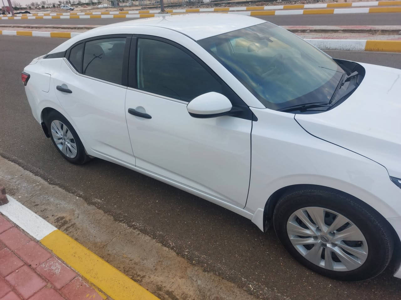 نيسان سنترا 2025 وارد امريكي بدون رقم دخول جديد ماشية: 10000  
صاحب السيارة *********** خابر او وتساب
السيارة موجودة بالانبار
