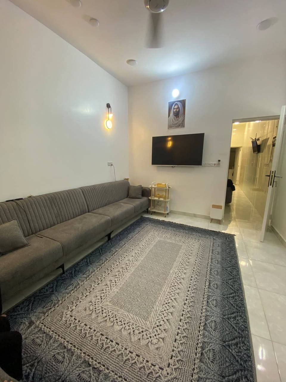 السلام عليكم
نصف قطعة للبيع في مدينة الصدر قطاع ٢٢ 
الواجه ٤ النزال ١٨  مجاور بيت المختار (ابو حيدر)
طابقين وبيتونة مسلح بناء جديد ٢٠٢٦ 
السعر ١٥٥ مليون 
للاستفسار اكثر الاتصال ع الرقم ***********
