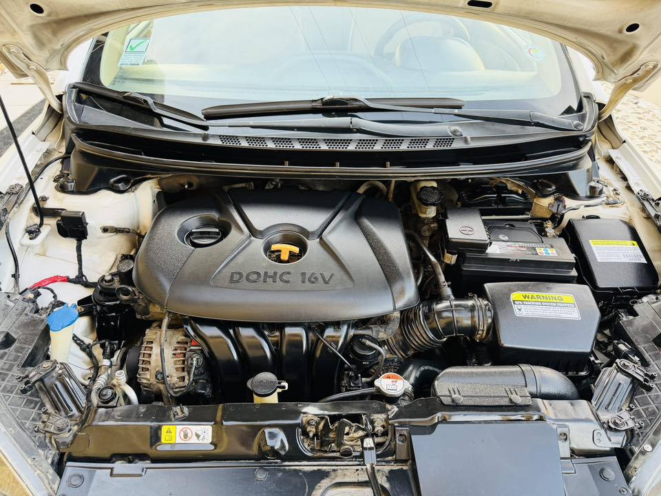 السلام عليكم ورحمة الله وبركاته ..
النترا خليجي موديل 2012 محرك 1800 دوش شرط مامفتوح عالفحص مكفوله ضربه وصبغ وتبديل رقم بصره دولي بسمنا سنويه مجدده لغاية 2028 مشروع وطني هزه جديده سياره جاهزه بمعنى الكلمه مابيها اي نقص مواصفات السياره شاشه تاب كبيره كامرة دواره تحكم استيرن جيهتين شغال إشاره بالمرايه ويل كب اصلي عدد 5 بلاجكتور داخل بيجي كير ومحرك وحداديه وتبريد كله عالبلاد تدفئه شغاله حداديه شرط 100% السعر 107 مكان السياره الناصريه مركز المحافظة ***********
